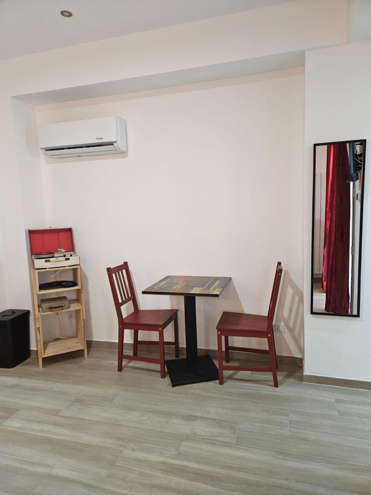Porta D Ossuna Comfort Apartments باليرمو المظهر الخارجي الصورة