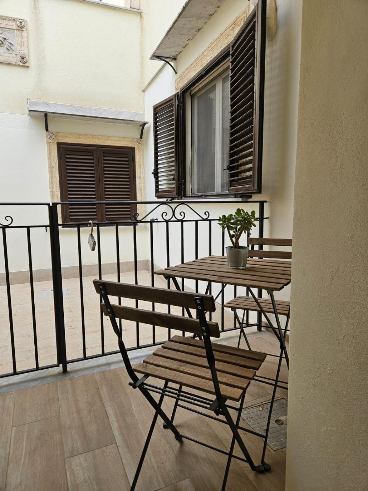 Porta D Ossuna Comfort Apartments باليرمو المظهر الخارجي الصورة
